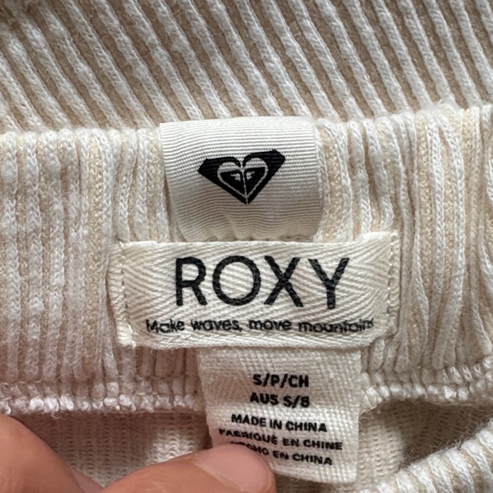 Roxy Two-Piece Lounge Set - image 2